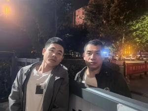 市文旅集團(tuán)一線戰(zhàn)“疫”之：古有木蘭替父從軍，今有老翁代子抗“疫”——集團(tuán)員工父子王小強(qiáng)、王浩的抗“疫”故事